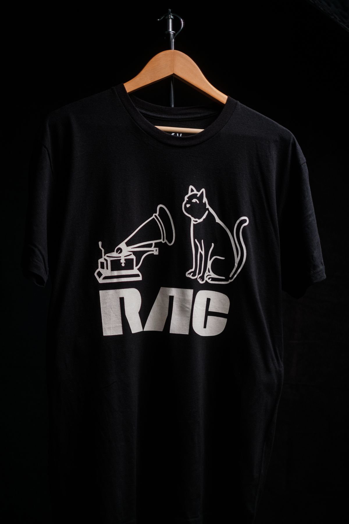 RAC - Cat "RCA" T-Shirt — original product photo 1